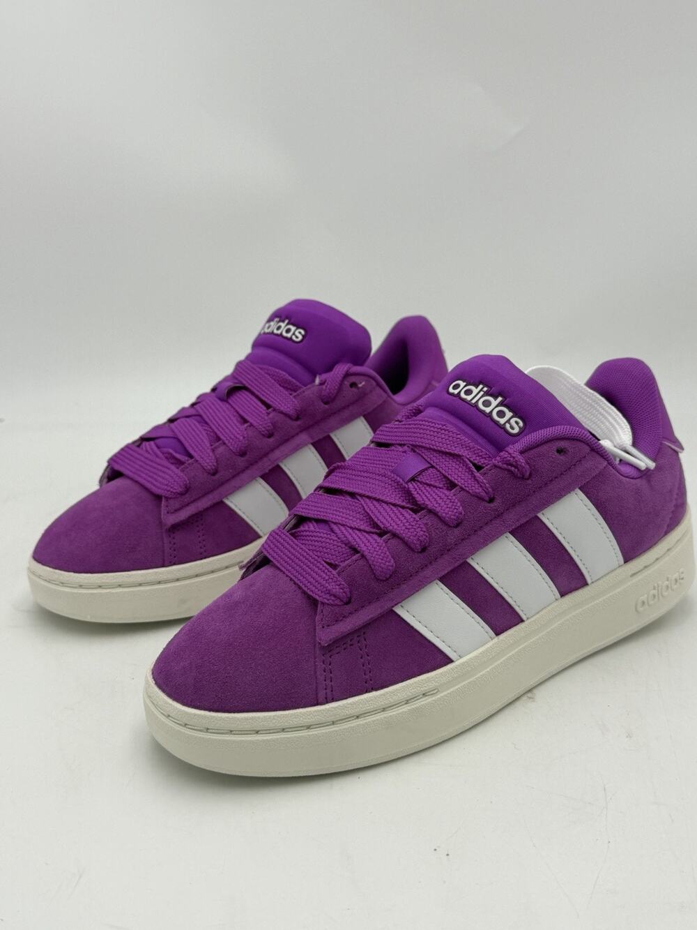 ADIDAS WOMENS GRAND COURT ALPHA 00'S TRAINING SNEAKER Purple size 8